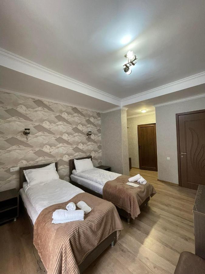 Hotel Shina Kazbegi Exterior foto